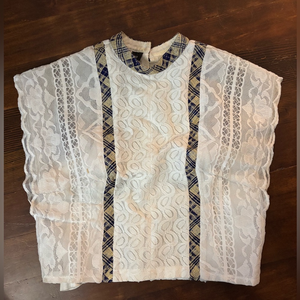 Dress Huipil Blouse - Lace Cropped Top
Handmade in Oaxaca